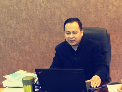 校图书馆党总支书记翟金忠